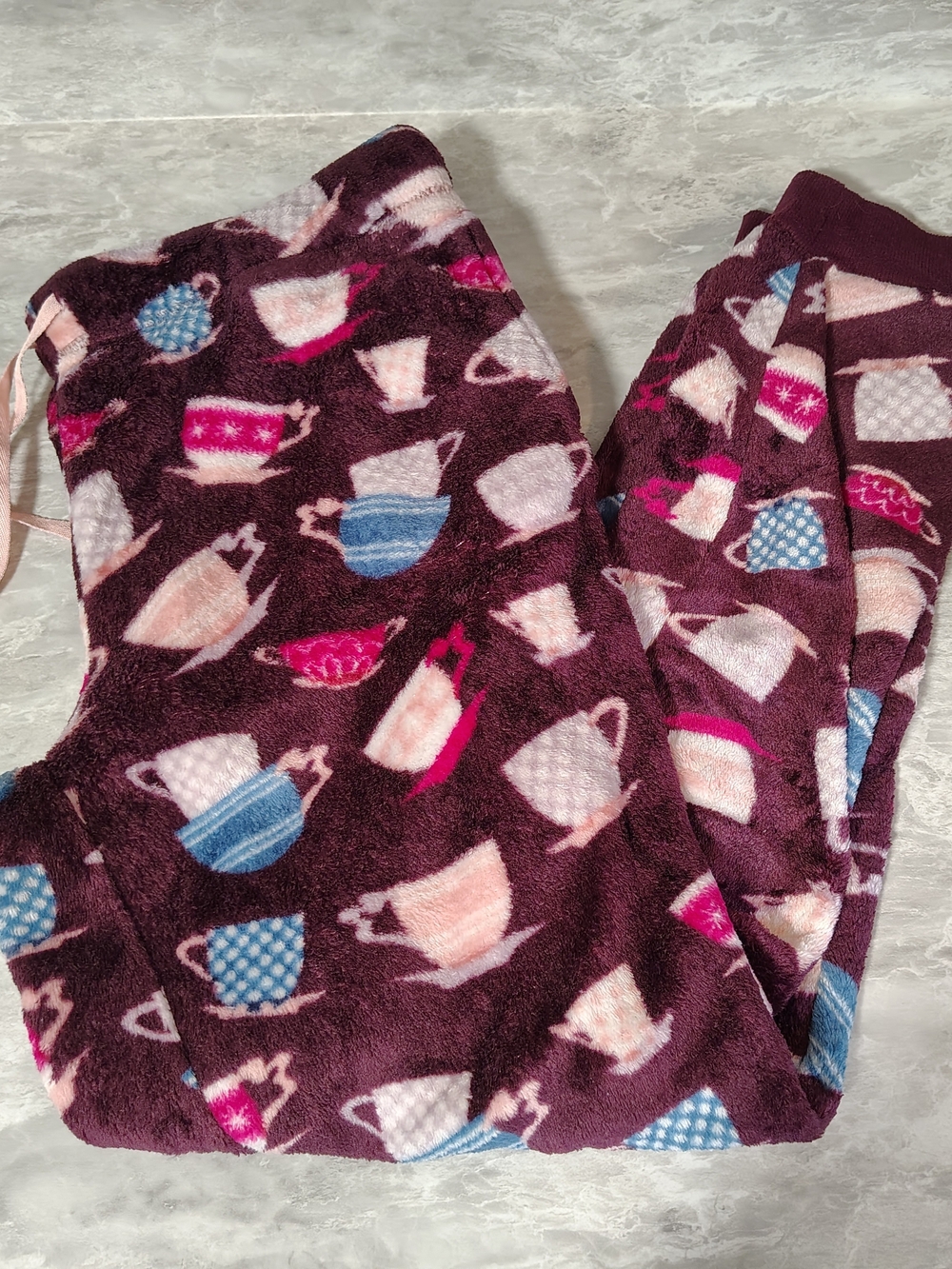 Women's Joyspun M Teacup Plush Lounge Pants